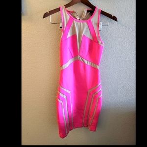 Forever 21 Pink/flesh Toned Bodycon Srxy dress Dress Sz Small zip back.